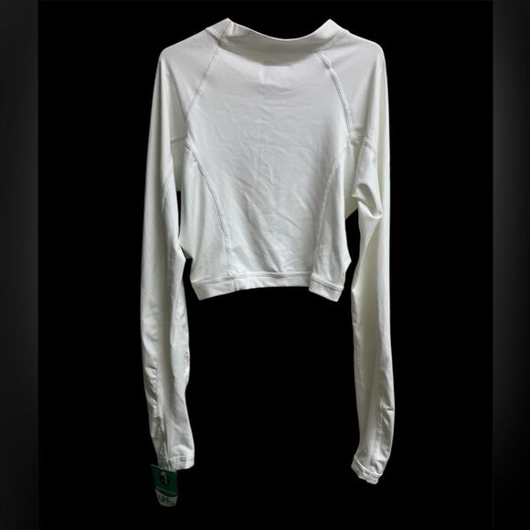 NWT Southern Saint Women’s Fitted White Crop Sun Shirt Rashguard SZ S Beach - Picture 4 of 5
